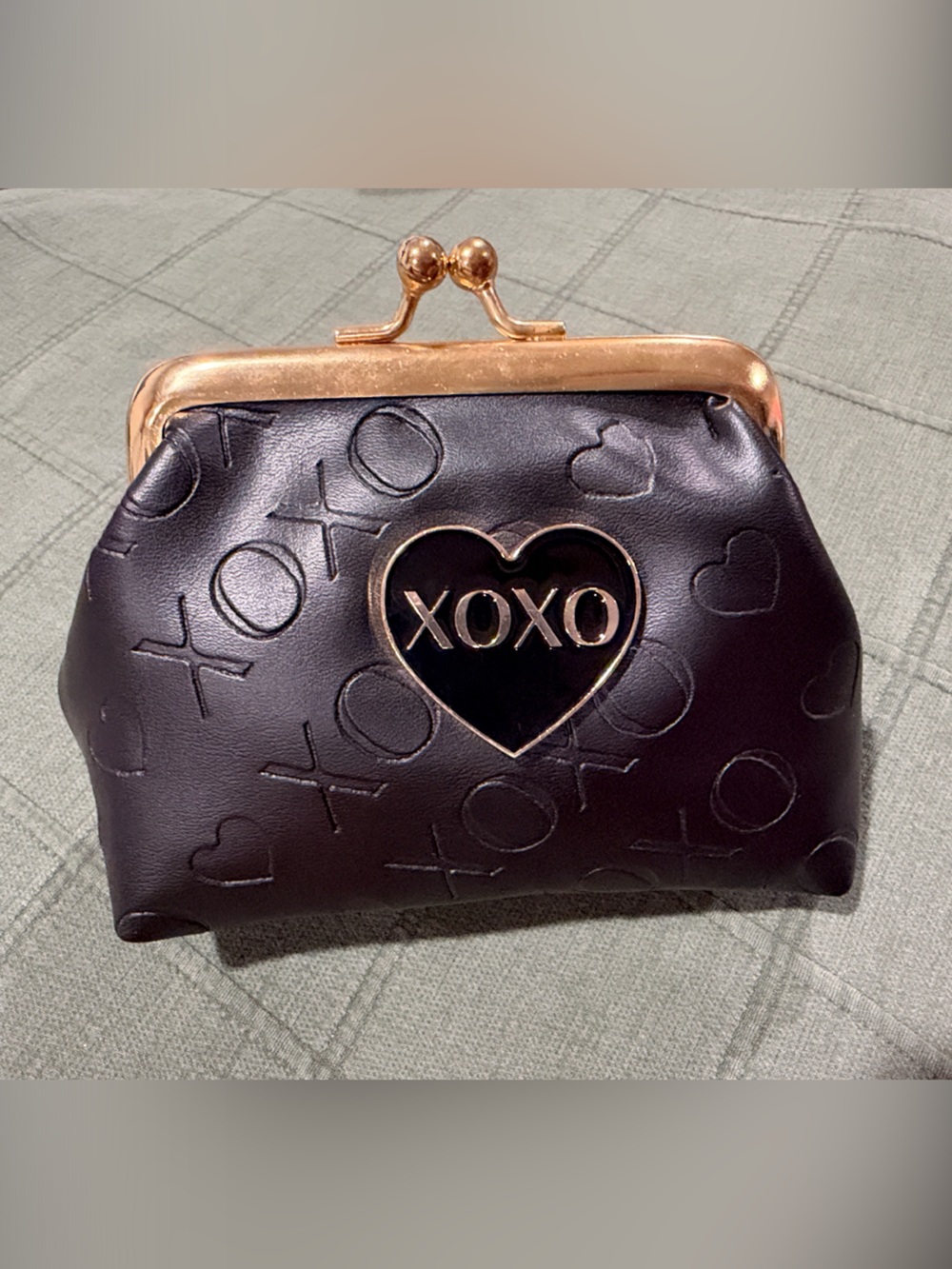 Black XOXO Heart Frame Coin Purse